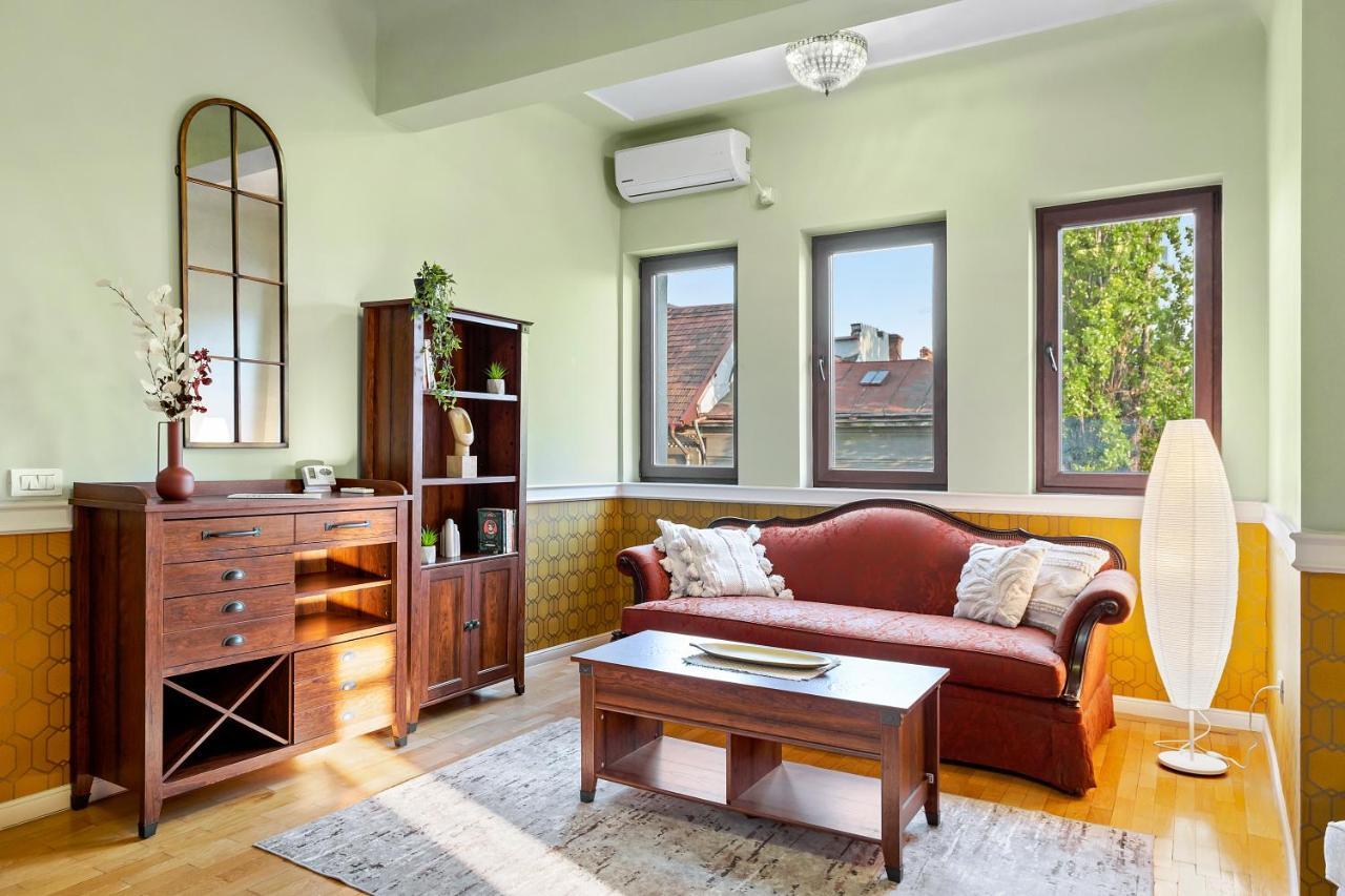 City Heart Retreat Elegant Apartment Bucareste Exterior foto